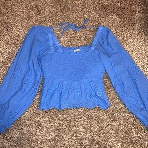 Cropped AE blouse